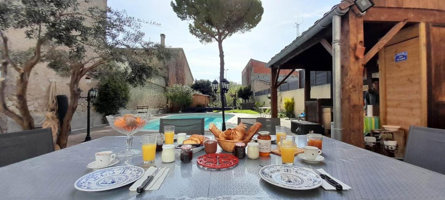 La Pause Sous Le Pin B&B Chambres D'Hotes Capestang Luaran gambar